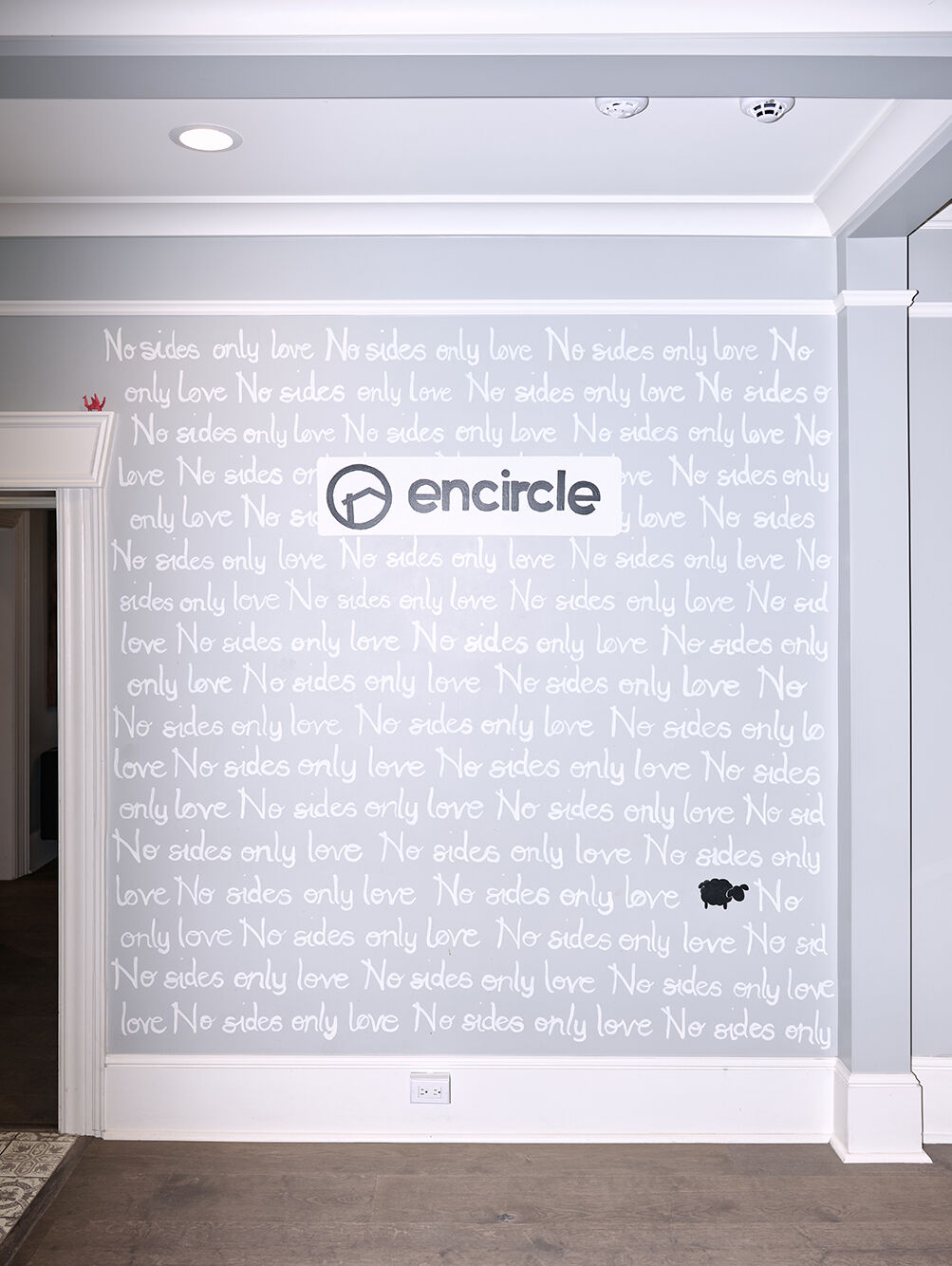 Encircle wall Encircle wall