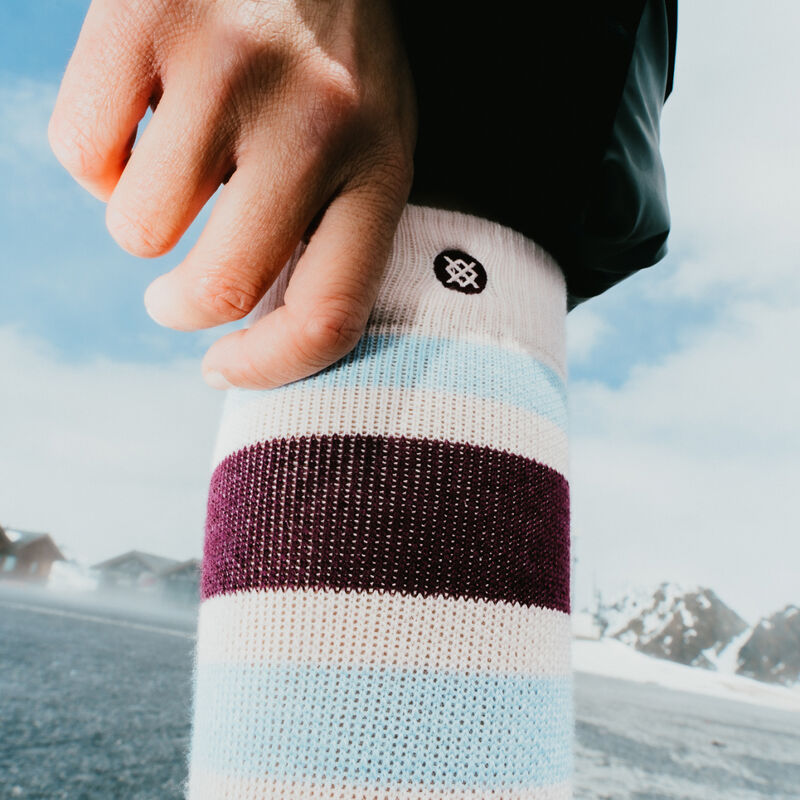 Medium Performance Wool Snow Otc Socks image number 3